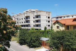 Ce facem cu blocul „fantomă” din Tudor Vladimirescu?