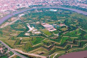 Demersurile Primăriei pentru PRELUAREA Cetăţii Aradului au început de aproape 30 DE ANI, proiect NEFINALIZAT nici până astăzi