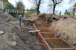 E de rău! Lucrările la podul din strada Universităţii s-ar putea prelungi până la jumătatea lunii decembrie (FOTO/VIDEO)