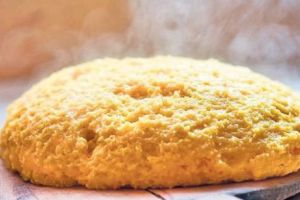 Pierde în greutate consumând MĂMĂLIGĂ