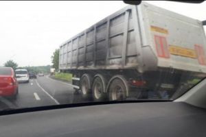 GRAV accident rutier pe DN6. Un TIR a luat foc. Circulaţie este BLOCATĂ