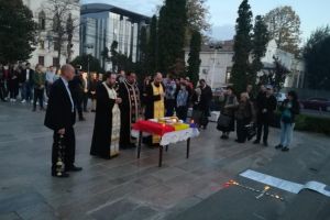 Doar 50 de gălăţeni şi-au amintit de Colectiv