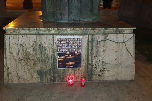 TÂRGOVIȘTE – Două lumini pentru Colectiv