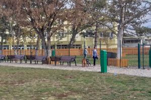 Dog Park-ul din Deva trece la programul de iarnă
