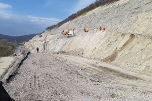 Una caldă, alta rece, de la Şoimuş: nodul va fi gata la termen, dealul, nu