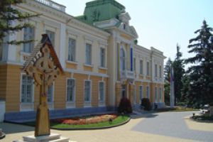 Primăria Râmnicu Vâlcea vrea să se împrumute la Ministerul Finanţelor Publice pentru subvenţionarea căldurii