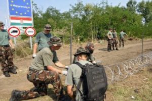 TENSIUNI în UE. AUSTRIA se alătură ţărilor care DENUNȚĂ acordul global al ONU privind MIGRAȚIA