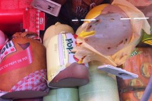 Mezeluri STRICATE, la Profi din Malu Rosu