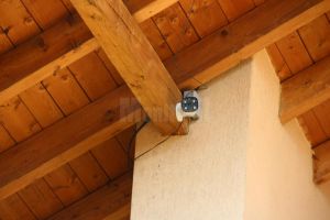 Tânăr suspectat de furt din casa unui om de afaceri din Suceava, trimis în judecată