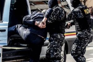 Percheziţii într-un dosar cu 60 de victime ÎNȘELATE că vor obţine fonduri nerambursabile