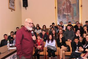 Dr. Cristian Andrei le-a vorbit ştefaniştilor despre adolescenţă şi provocările vârstei