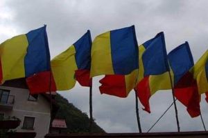 Extras din Manifestul Asociaţiei Calea Neamului: Este necesară statuarea faptului că limba română este singura limbă oficială pe întreg teritoriul României
