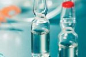 ALERTĂ. Fiole misterioase în fosta unitate militară din Reşiţa!