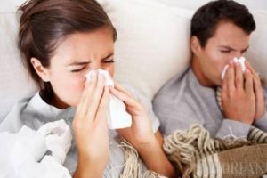 Atenţie, toamna primăvăratică păcăleşte: Direcţia de Sănătate Publică avertizează că numărul infecţiilor respiratorii acute creşte!