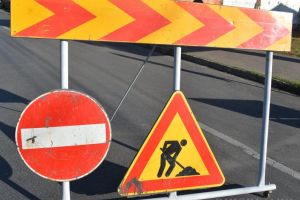 Lucrările la podul Centenarului închid circulaţia în zona clubului Constructorul