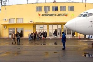 Zboruri săptămânale pe ruta Arad – Bucureşti, operate de Tarom