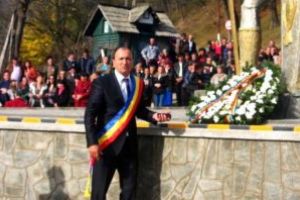 Primăria Perişani a scos la licitaţie execuţia de lucrări de consolidare şi refacere platformă drum DC 4 Spinu-Podeni