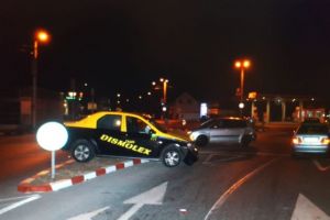 O şoferiţă începătoare a provocat un accident la Târgu-Jiu