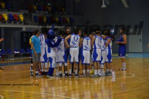 Meci tare la Târgu-Jiu!