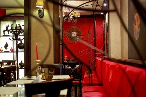 Ocolul pământului în 80 de feluri de mâncare