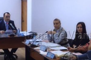 Ce le-a promis Misăilă consilierilor PNL: “Vom descărca maşinile de gunoi în faţa sediului PNL”