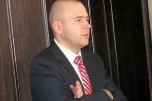 MAREA RASPLATA – Procurorul Cristian Lazar a fost numit de Iohannis adjunct la PICCJ dupa ce i-a inchis dosarul de conflict de interese