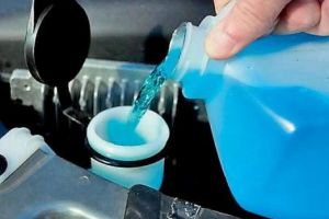 Nu vrei probleme cu masina in sezonul rece? Schimba antigelul