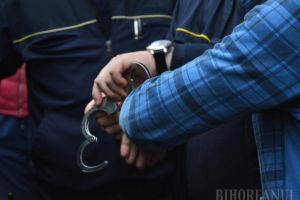 A dormit în Arestul Poliţiei: Un orădean a fost prins în două rânduri băut şi cu permisul suspendat la volan