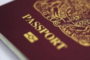Brexit: Britanicii sunt disperaţi. Ce paşapoarte au început să îşi facă
