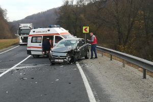 DN1 este blocat. Accident cu două camioane şi un autoturism condus de un japonez