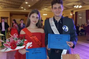 FOTO/VIDEO: Balul Bobocilor la Seminarul Teologic Ortodox „Sfântul Simion Ştefan” din Alba Iulia. Șuvaina Ariana şi Koncz Darius – Miss şi Mister Boboc 2018