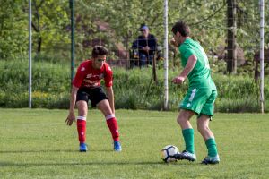 Derby la Crăciuneşti, Şoimul – Gloria în Liga a patra