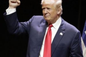 Se întâmplă DIN NOU: „Valul albastru” se SPARGE de Trump