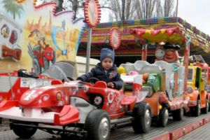 Orăşelul Copiilor se deschide mai devreme!