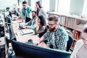Slovacia recrutează un specialist în administraţie