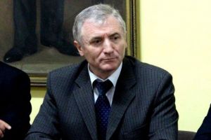 Procurorii din Gorj şi Dolj îl susţin pe Lazăr