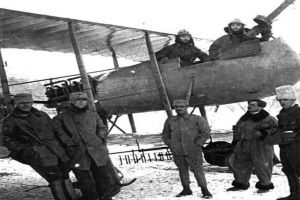 Expoziţia „Centenarul Zborului Marii Uniri”