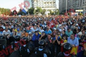 Din nou MITING în Piaţa Victoriei. Peste 1000 de medici veterinari din toată ţara sunt aşteptaţi la protest