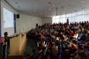 Aproape 200 de participanţi la o conferinţă despre „lumea senzorială a autismului”, la USV