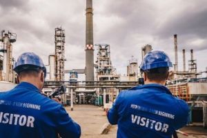 O MARE companie a decis: PLEACĂ din România! 