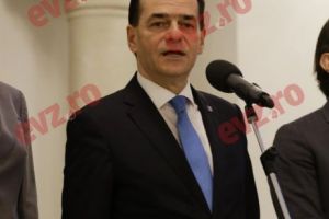 PMP a muncit degeaba. PNL şi USR strâmbă din nas la moţiunea de cenzură