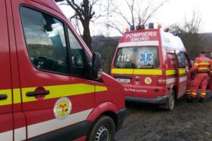 Accident la Merişani, posibil grav