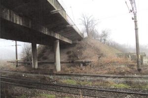 Pasajul superior din Portul Constanta dintre Poarta 6 si Revizia de Vagoane va fi reabilitat. Licitatia, organizata de CN APM (document)