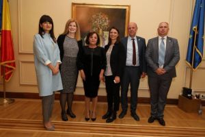 Intalnire pe tema vaccinarii: Cristina Dumitrache (PSD) - Parintele are dreptul si datoria sa ia cea mai buna decizie pentru copilul sau!“ 