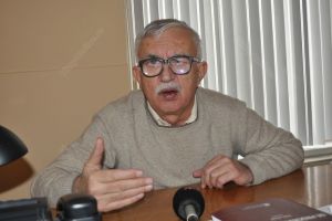 Augustin Zegrean îl pune la zid pe ministrul Justiţiei