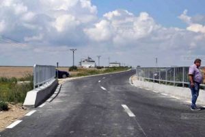 Reprezentantii CJ Timis cer bani de la UE pe trei drumuri realizate din bugetul judetului