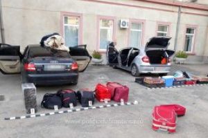 (FOTO)Maramures: Politistii de frontiera au “saltat” marfa contrabandistilor de tigarete