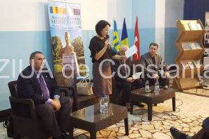 Eveniment omagial in onoarea istoricului de talie mondiala, Kemal H. Karpat la Biblioteca Municipala IN Roman din Medgidia (galerie foto) 