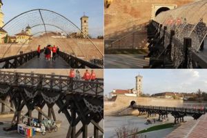 FOTO/ VIDEO: Alba Iulia se pregăteşte pentru sărbătorile de iarnă. În Cetatea Alba Carolina a început deja instalarea iluminatului festiv