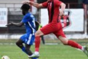 Low battery. Rosso-nerii vor, dar nu pot mai mult!